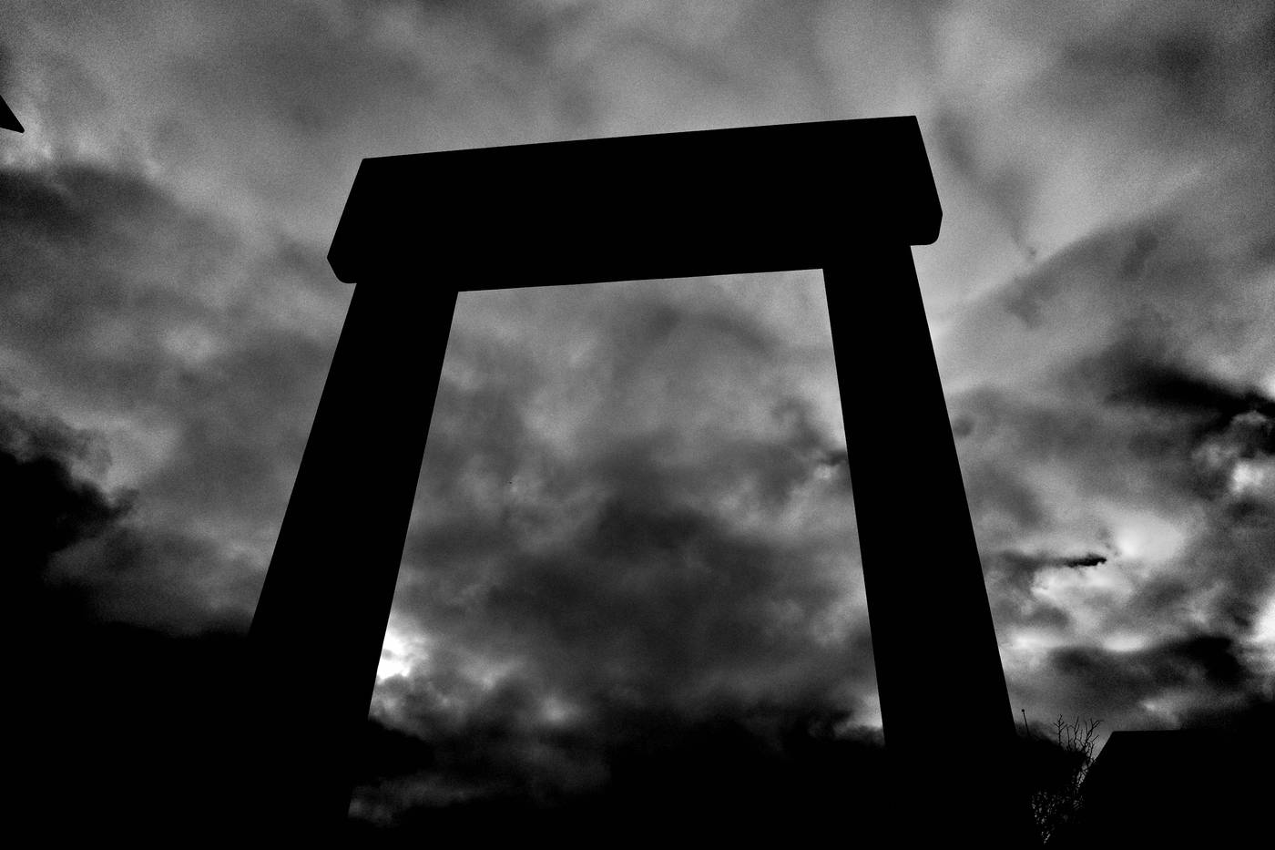 Frame 025