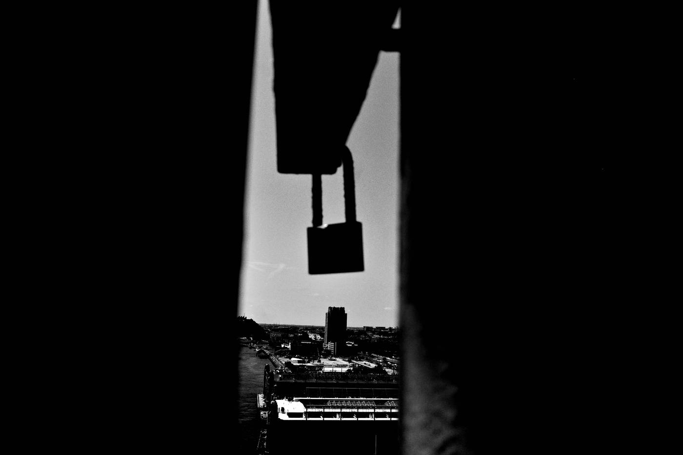 Frame 001